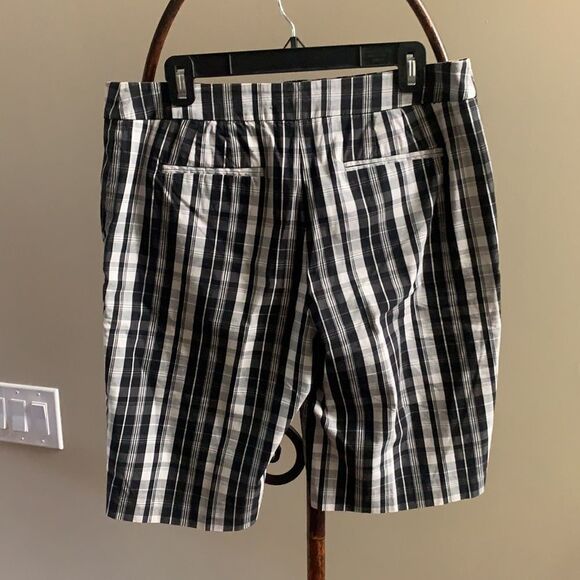 Black & White Shorts - Picture 3 of 5